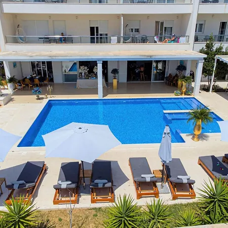 Апартаменты Perla Resort-15 By Interhome *